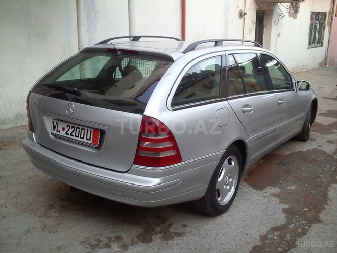 Mercedes C 270 2002, 295,000 km - 2.7 л - Bakı