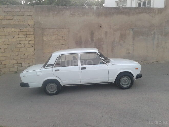 LADA (VAZ) 2107 1983, 290,000 km - 1.6 л - Bakı