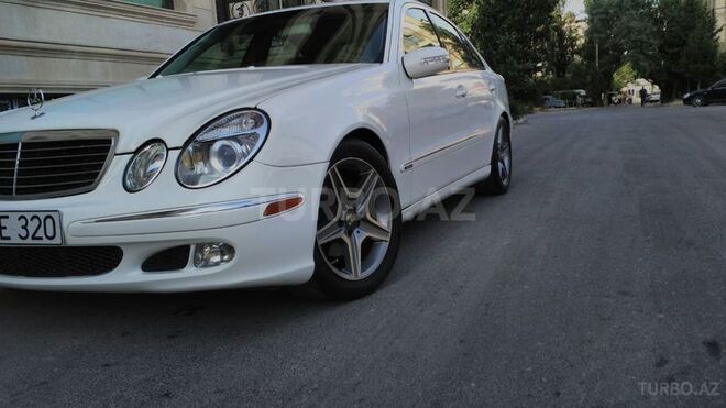 Mercedes E 320 2002, 199,222 km - 3.2 l - Bakı