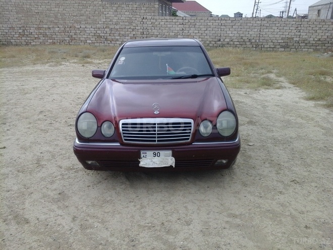 Mercedes E 230 1997, 386,000 km - 2.3 л - Bakı
