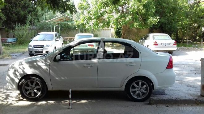 Chevrolet Aveo 2011, 80,000 km - 0.2 л - Bakı