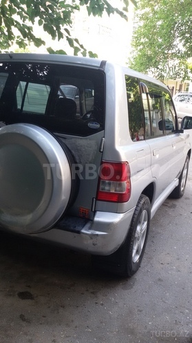 Mitsubishi Pajero io 2003, 117,800 km - 2.0 l - Bakı