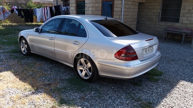 Mercedes E 220 2002, 196,945 km - 2.2 l - Sumqayıt