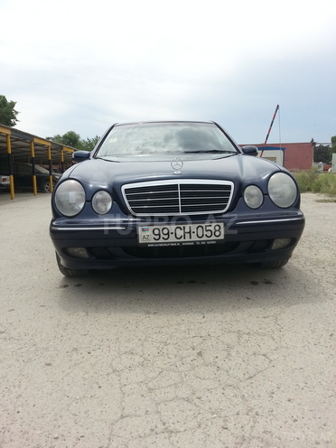 Mercedes E 240 1999, 188,000 km - 2.4 l - Bakı