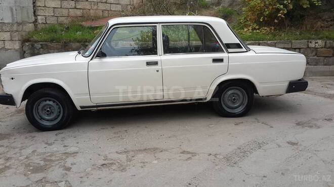 LADA (VAZ) 2105 1997, 200,000 km - 1.6 л - Bakı