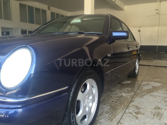 Mercedes E 240 1998, 27,800 km - 2.4 l - Gəncə