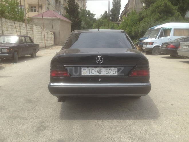 Mercedes E 300 1993, 170,000 km - 3.0 л - Bakı