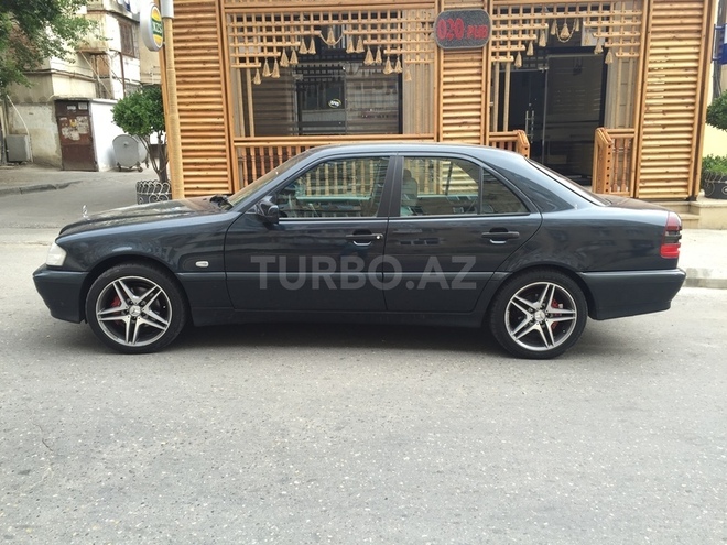 Mercedes C 200 1999, 115,000 km - 2.0 l - Bakı