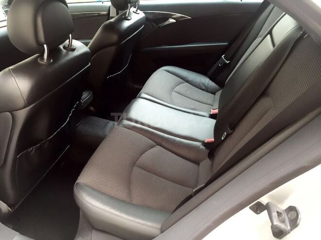 Mercedes E 270 2004, 265,000 km - 2.7 л - Bakı