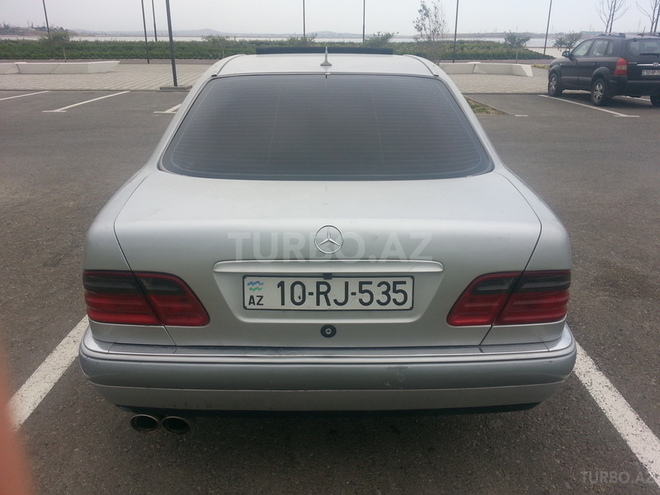 Mercedes E 280 1996, 330,000 km - 2.8 l - Bakı