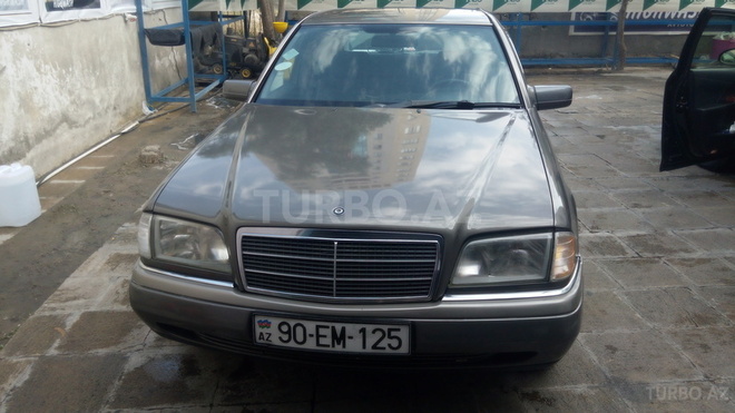 Mercedes C 220 1993, 501,678 km - 2.2 l - Bakı