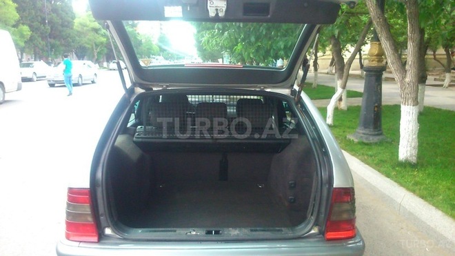 Mercedes C 220 2000, 264,000 km - 2.2 l - Sumqayıt