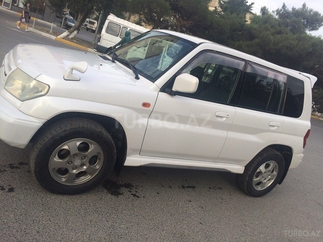 Mitsubishi Pajero io 2000, 175,041 km - 2.0 l - Sumqayıt