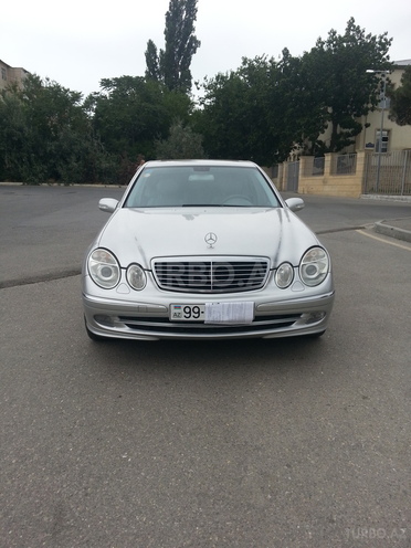Mercedes E 320 2002, 264,000 km - 3.2 l - Bakı
