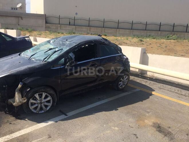 Ford Fiesta 2011, 85,000 km - 1.4 l - Bakı