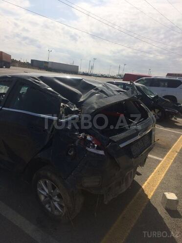 Ford Fiesta 2011, 85,000 km - 1.4 l - Bakı