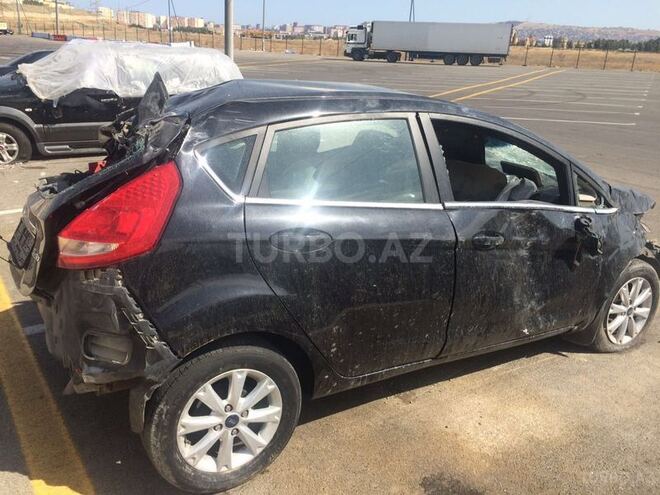 Ford Fiesta 2011, 85,000 km - 1.4 l - Bakı