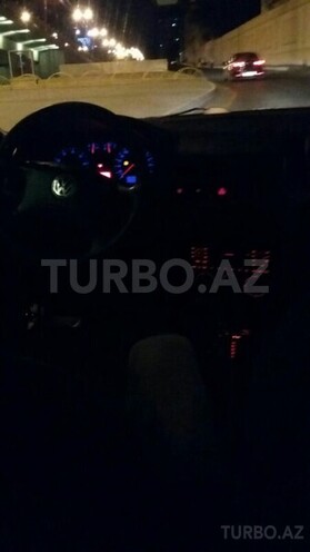 Volkswagen Golf 2001, 250,000 km - 2.0 l - Bakı