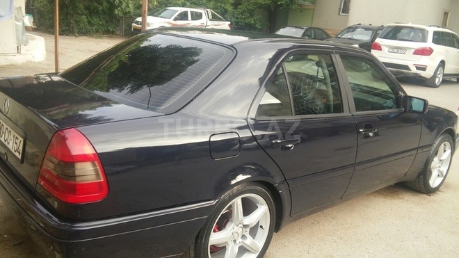 Mercedes C 220 1996, 25,000 km - 2.2 l - Bakı
