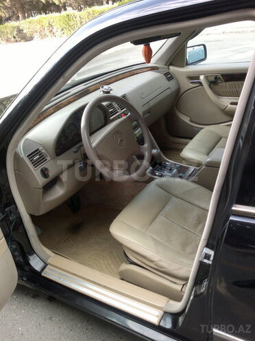 Mercedes C 230 1998, 266,000 km - 2.3 l - Sumqayıt
