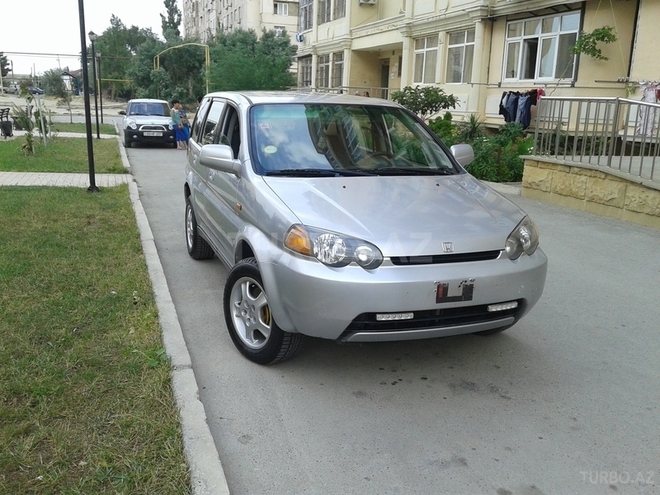 Honda HR-V 2001, 83,000 km - 1.6 l - Bakı