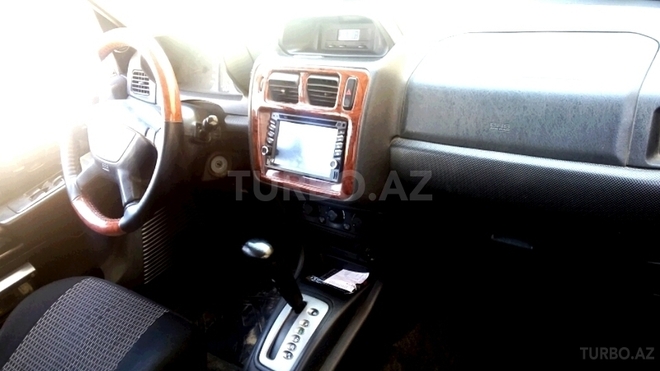 Mitsubishi Pajero io 2001, 310,000 km - 1.8 l - Bakı
