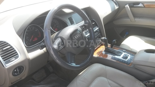 Audi Q7 2007, 85,000 km - 4.2 l - Bakı