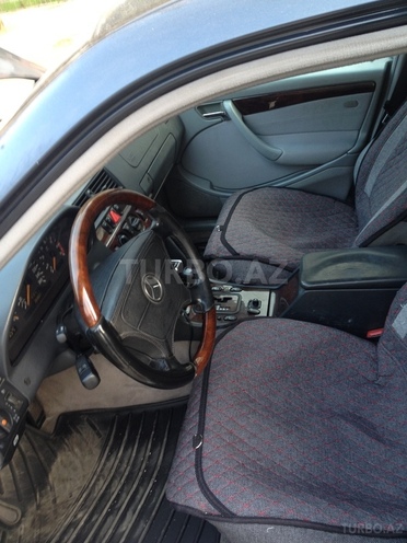 Mercedes C 200 1999, 310,000 km - 2.0 l - Bakı