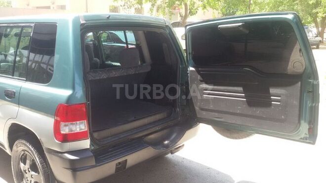 Mitsubishi Pajero io 1999, 180,000 km - 1.8 l - Bakı