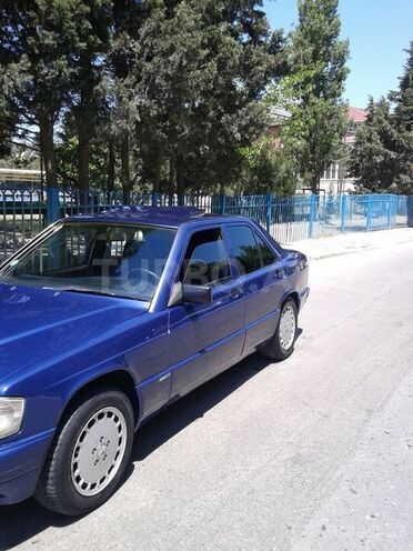 Mercedes 190 1992, 167,000 km - 2.0 л - Bakı