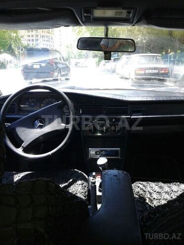 Mercedes 190 1992, 167,000 km - 2.0 л - Bakı