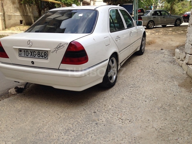 Mercedes C 180 1995, 280,000 km - 1.8 л - Bakı