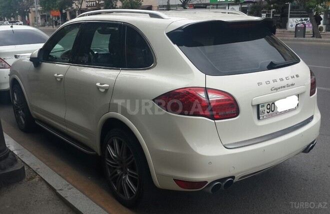 Porsche Cayenne 2010, 110,000 km - 4.8 l - Bakı