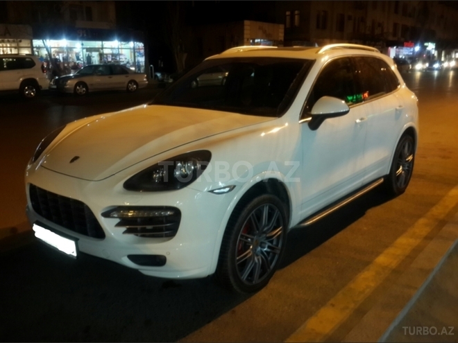 Porsche Cayenne 2010, 110,000 km - 4.8 l - Bakı