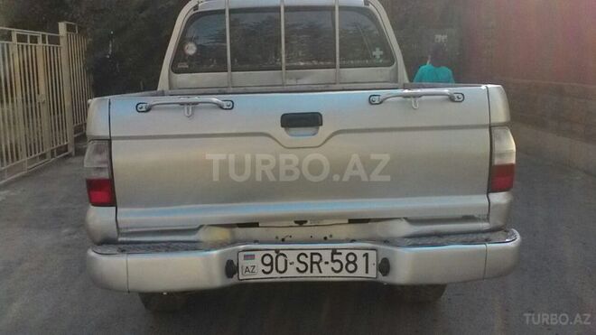 Mitsubishi L200 2003, 230,000 km - 2.5 l - Bakı