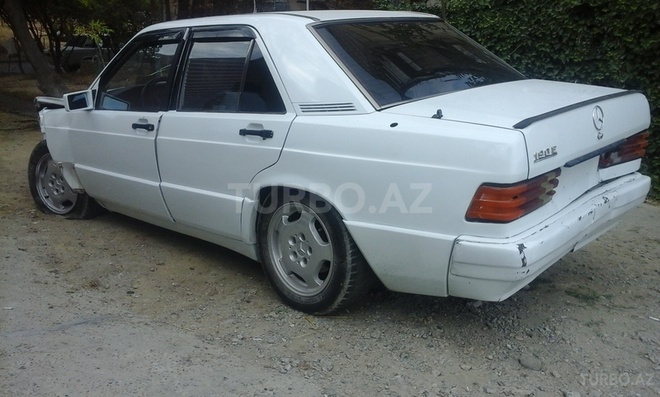Mercedes 190 1990, 222,222 km - 2.0 л - Bakı