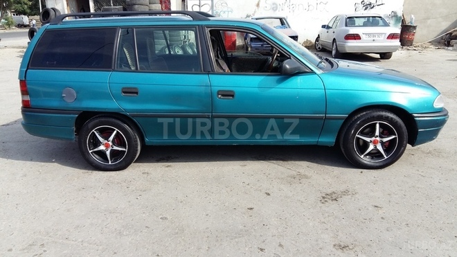 Opel Astra 1995, 354,569 km - 1.6 l - Sumqayıt