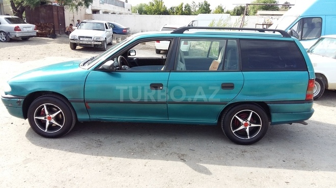 Opel Astra 1995, 354,569 km - 1.6 l - Sumqayıt
