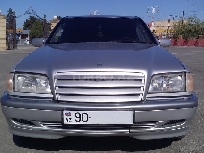 Mercedes C 240 1998, 319,000 km - 2.4 l - Bakı