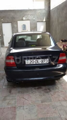 Opel Vectra 1996, 278,500 km - 1.6 l - Gəncə