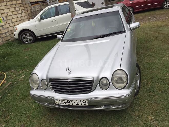 Mercedes E 240 2000, 229,000 km - 2.4 л - Bakı