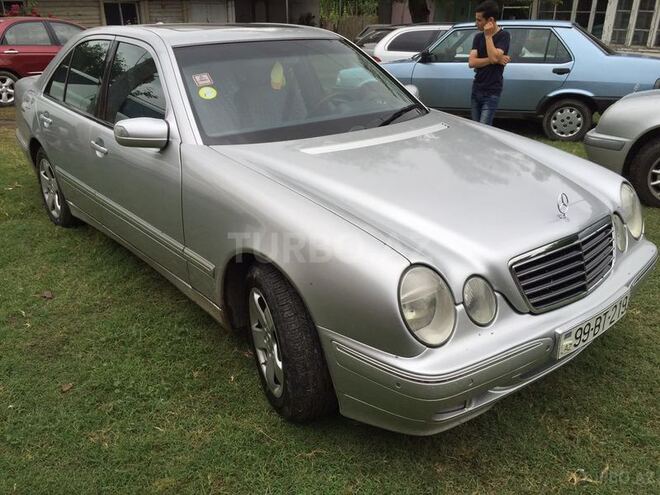 Mercedes E 240 2000, 229,000 km - 2.4 л - Bakı