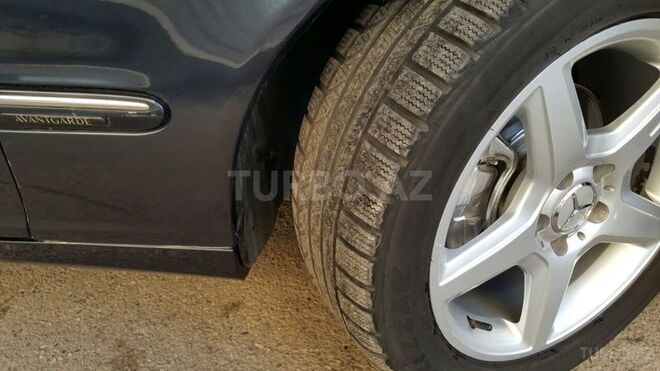 Mercedes C 220 2002, 290,000 km - 2.2 l - Bakı