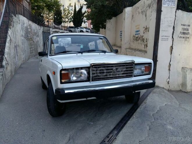 LADA (VAZ) 2107 2009, 830,000 km - 1.6 l - Bakı