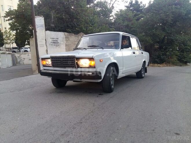 LADA (VAZ) 2107 2009, 830,000 km - 1.6 l - Bakı