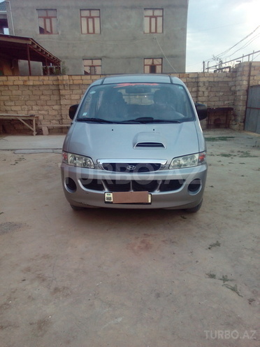 Hyundai H-1 2003, 200,000 km - 2.5 l - Bakı