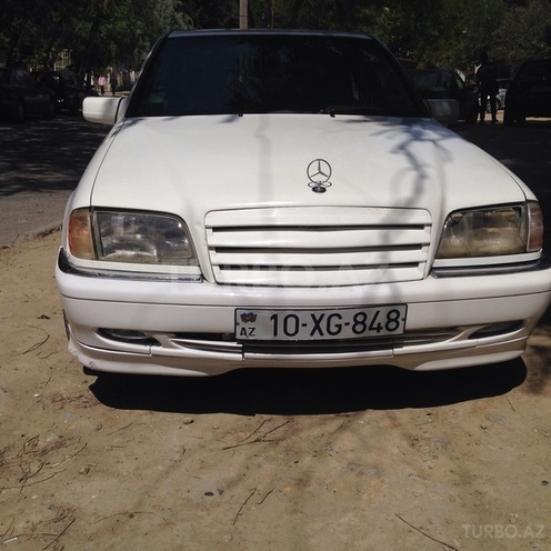 Mercedes C 240 1995, 300,000 km - 2.4 л - Bakı