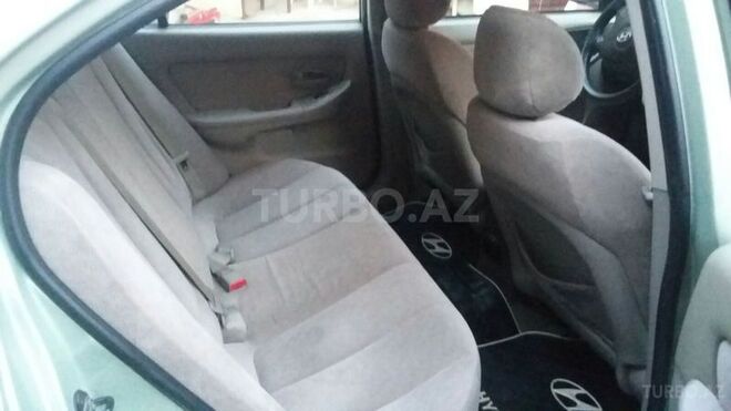 Hyundai Elantra 2004, 190,000 km - 2.0 l - Bakı