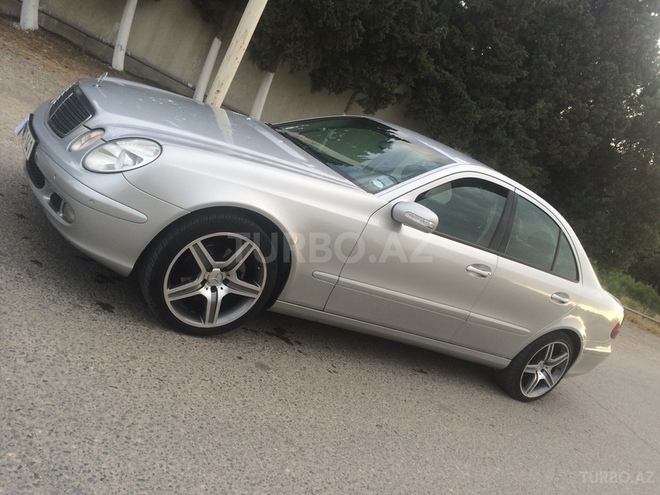 Mercedes E 220 2006, 185,041 km - 2.2 l - Bakı