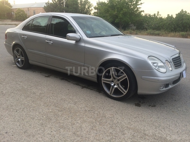 Mercedes E 220 2006, 185,041 km - 2.2 l - Bakı